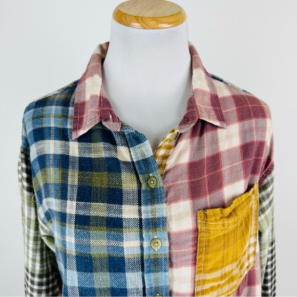 American Eagle Mixed Plaid Button Down Shirt XS - Picture 2 of 13